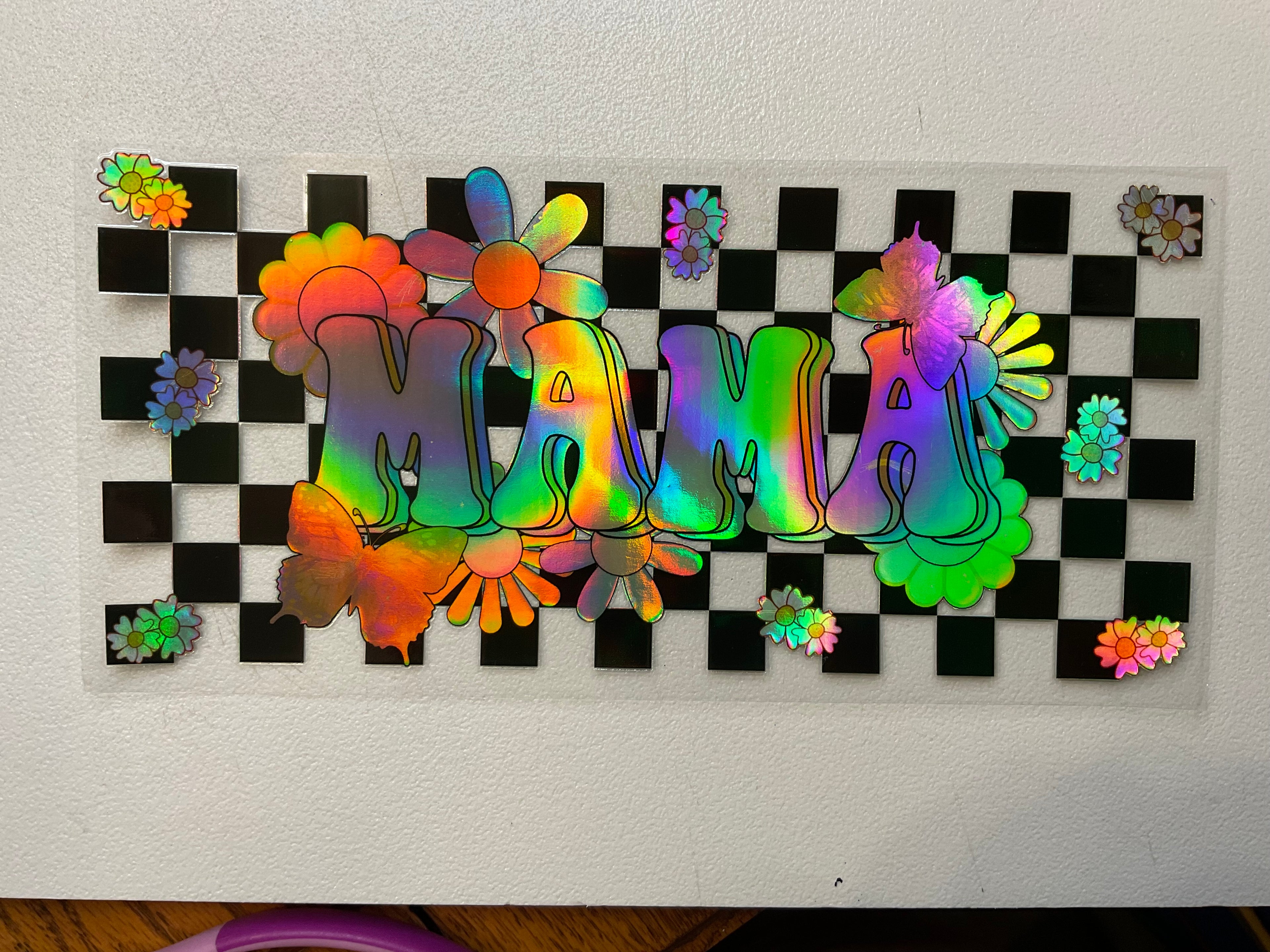 A126 Mama Holographic