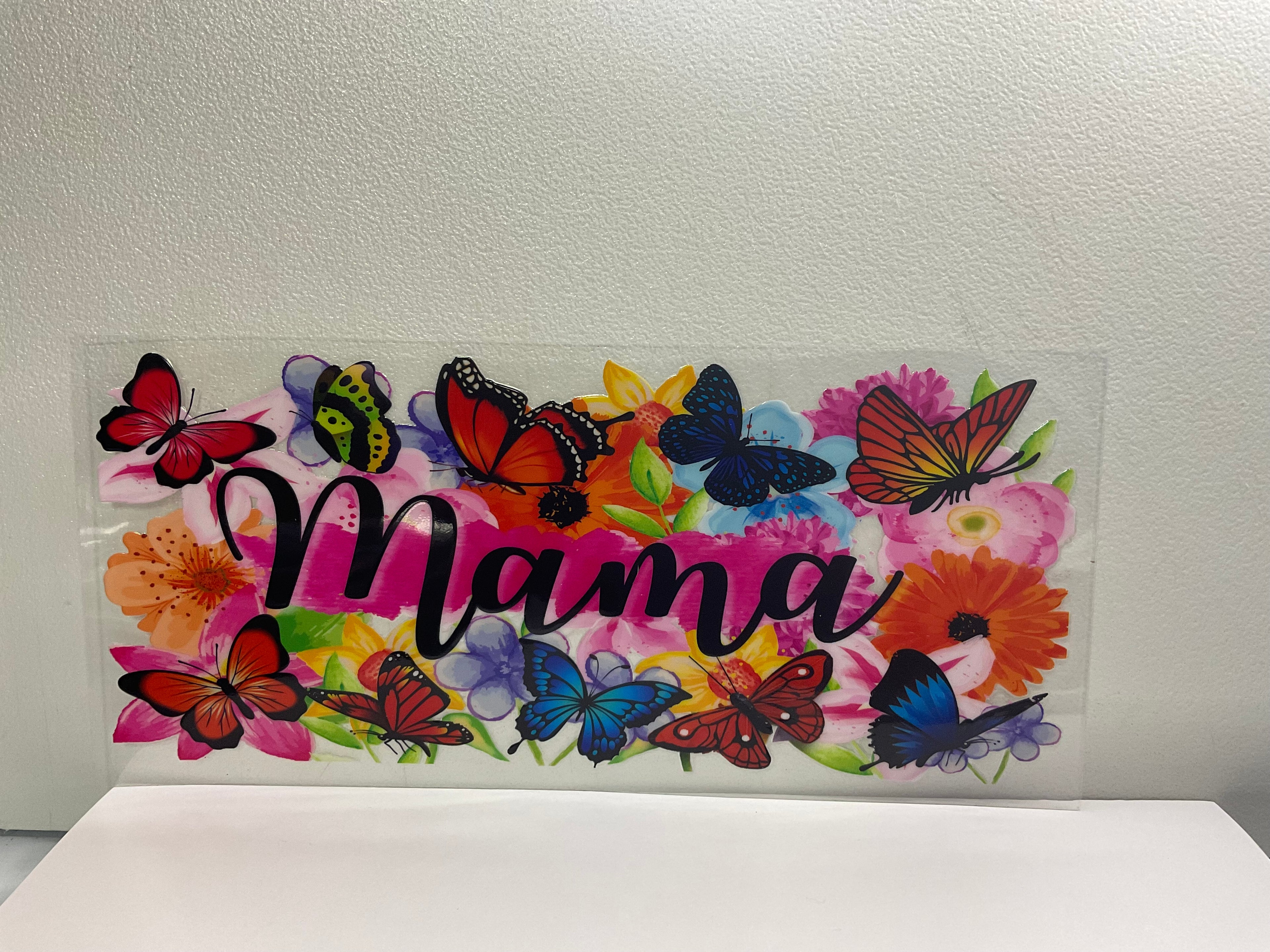 MA - mama Butterflies