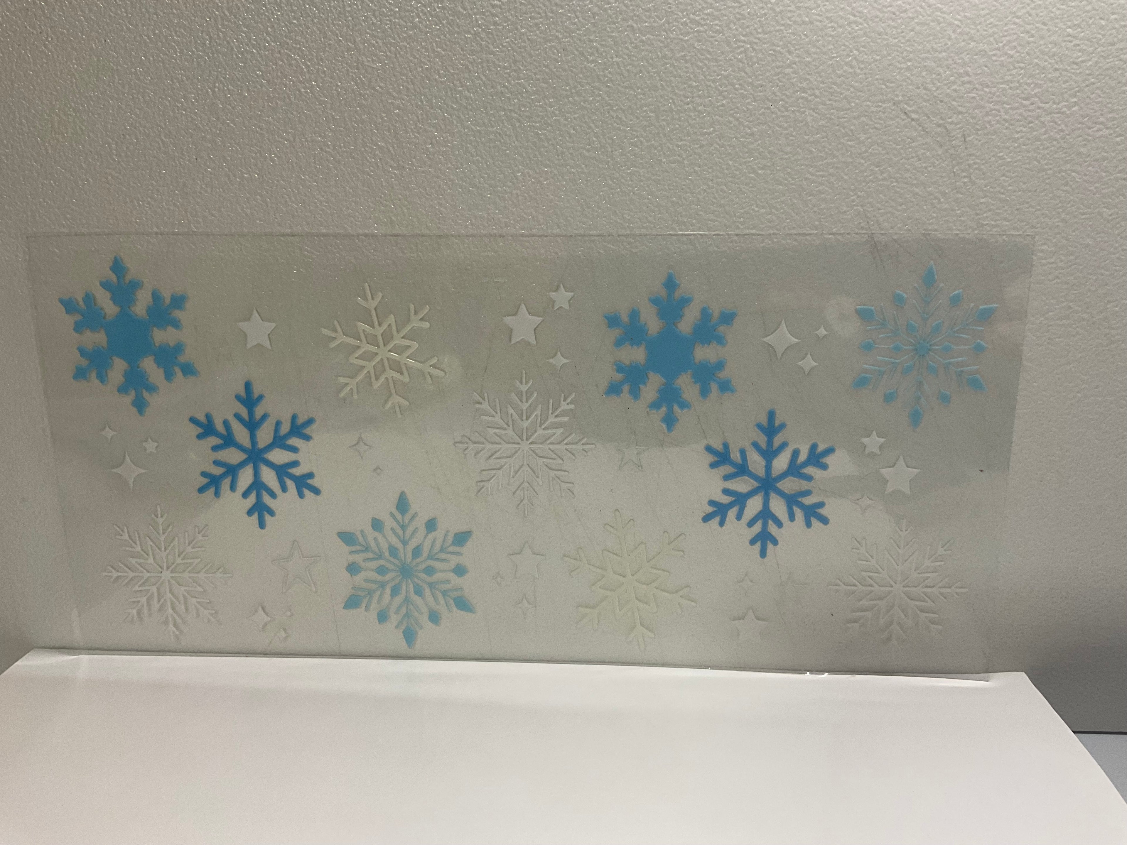 H - Blue & white snowflakes